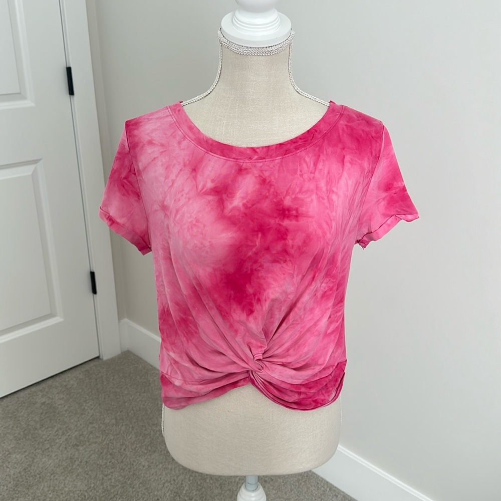 Like new born primitive pink tie dye crop